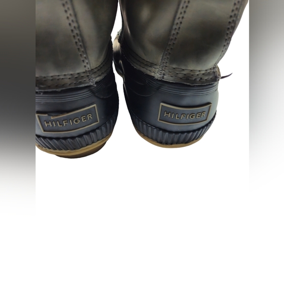 Men's Tommy Hilfiger TMCharlie Rain Boots - Size 9 Used/ Normal Wear and Tear - Picture 2 of 8